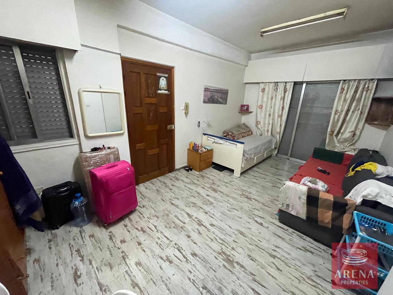 1-APT-IN-LARNACA-FOR-SALE-8071-1