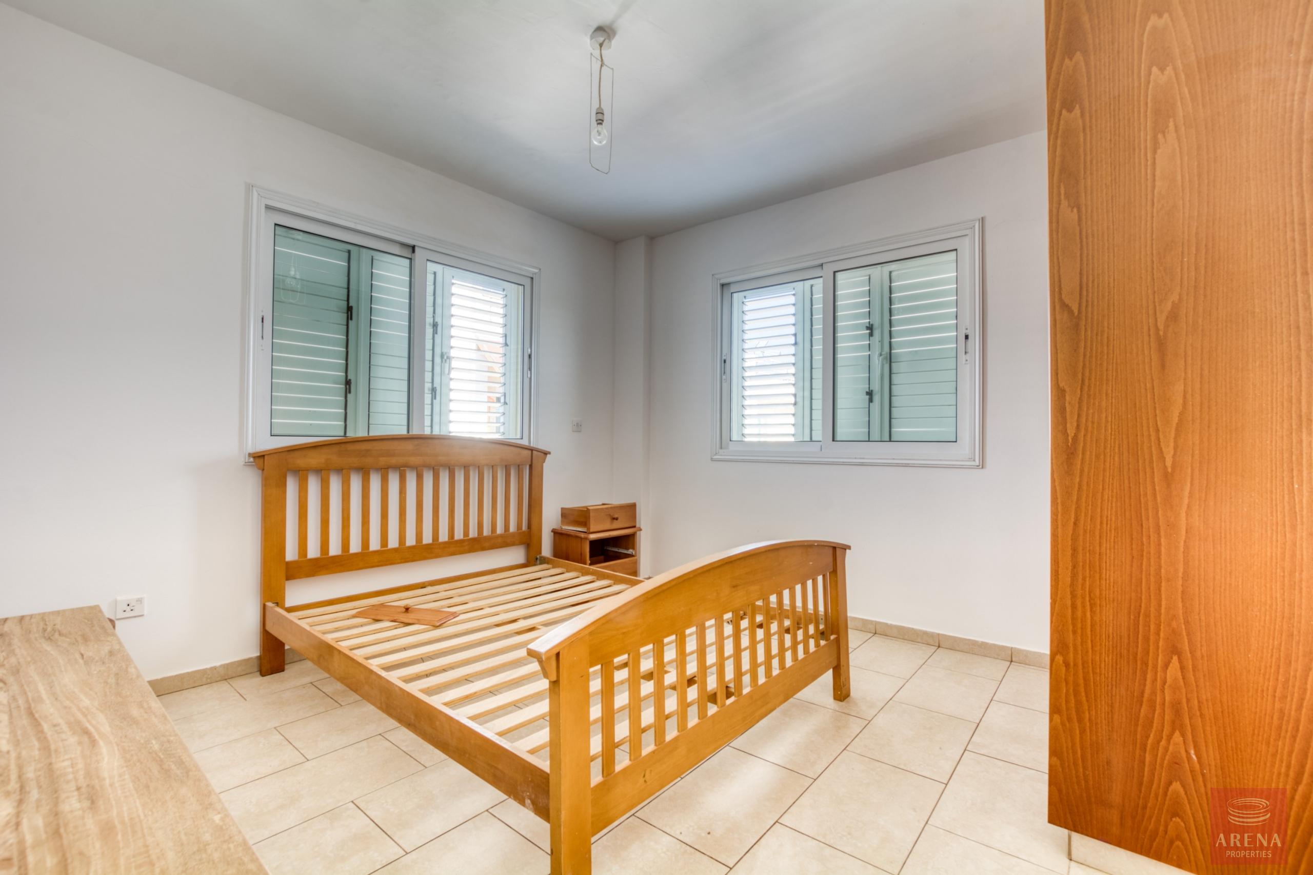 1-APT-IN-PARALIMNI-9603-2-scaled-1