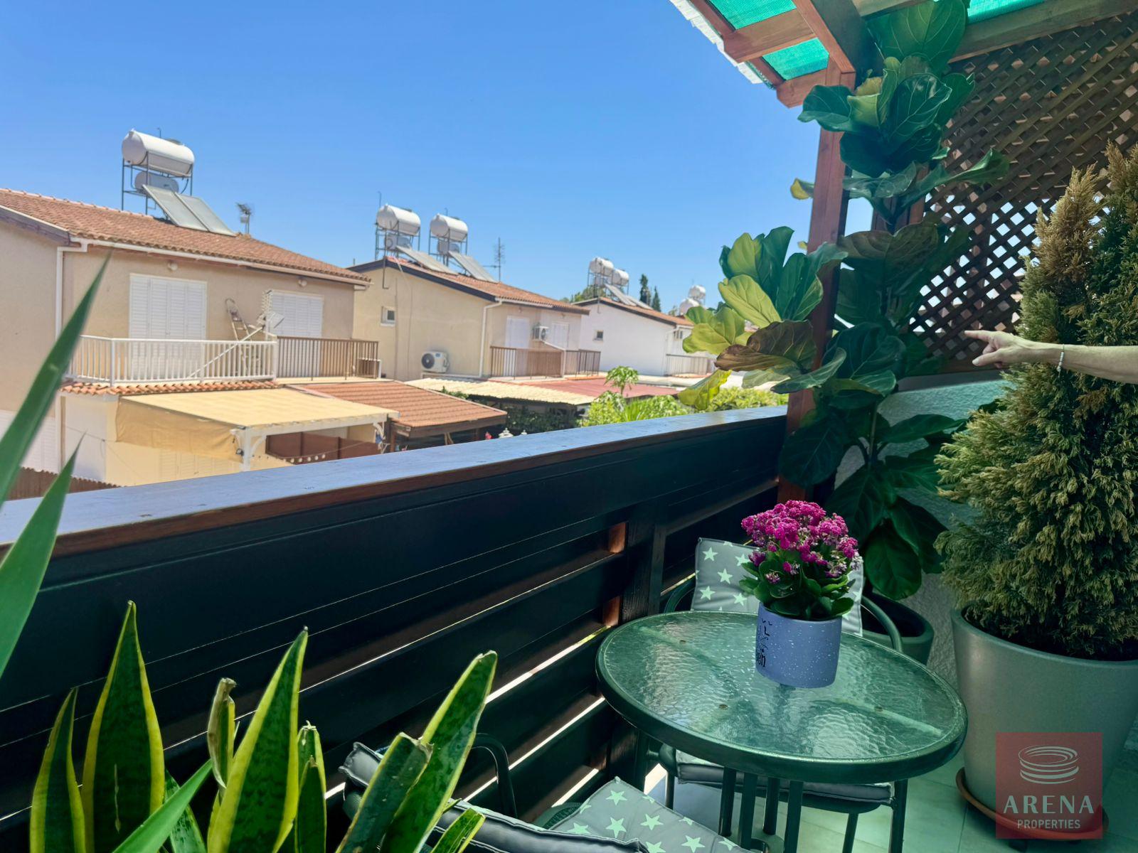 1-APT-IN-PERVOLIA-9797-11-1