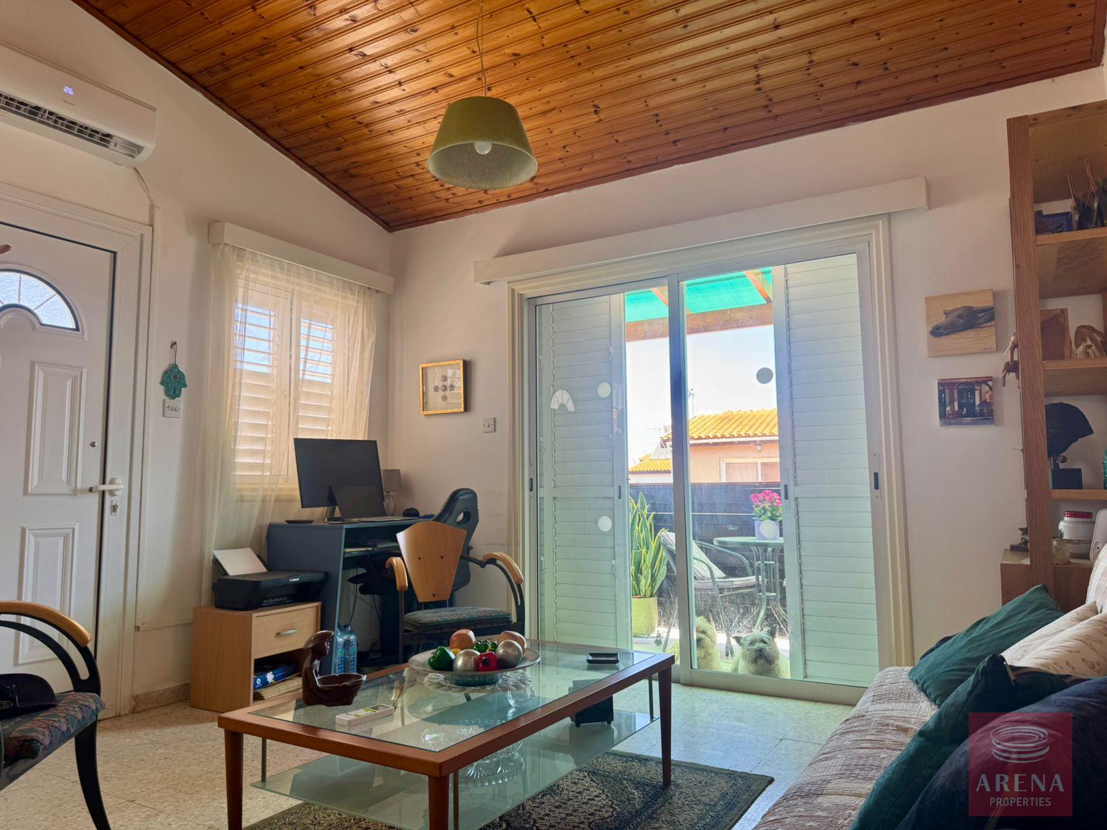 1-APT-IN-PERVOLIA-9797-5-1