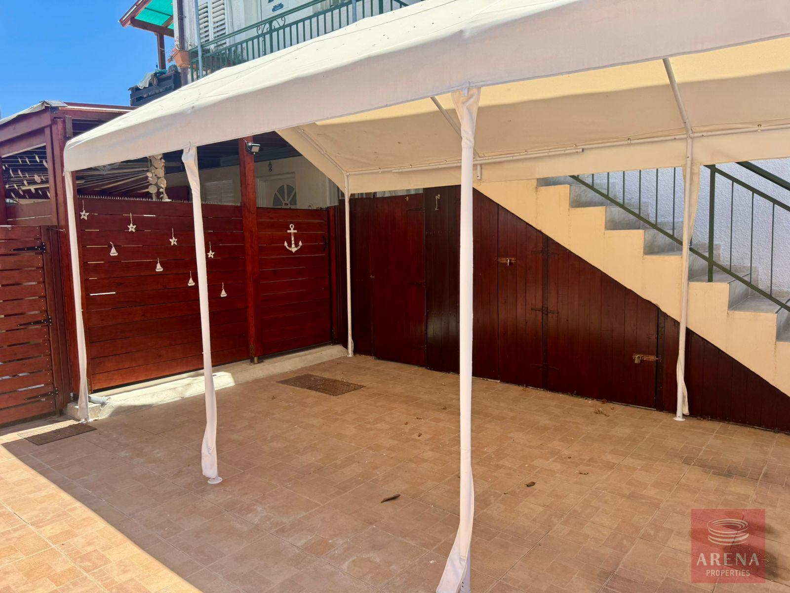 1-APT-IN-PERVOLIA-9797-8-1