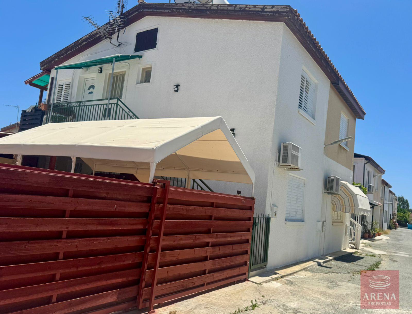 1-APT-IN-PERVOLIA-9797-9-1