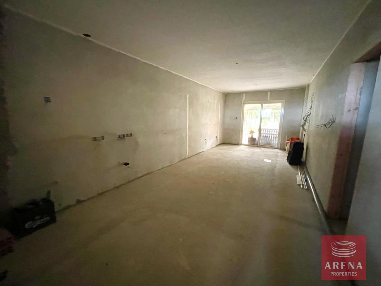 1-APT-IN-TERSEFANOU-9157-1