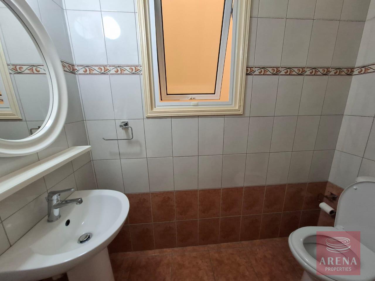 1-APT-RENT-DROMOLAXIA-10080-2-2