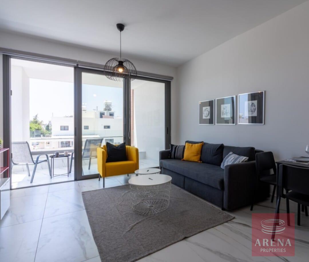 1-APT-RENT-LIVADIA-10220-6-5