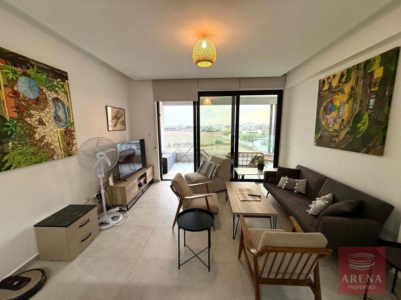 1-APT-SALE-LIVADIA-10389-21-3