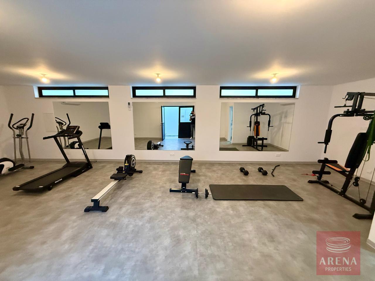 1-APT-SALE-LIVADIA-10389-25-3