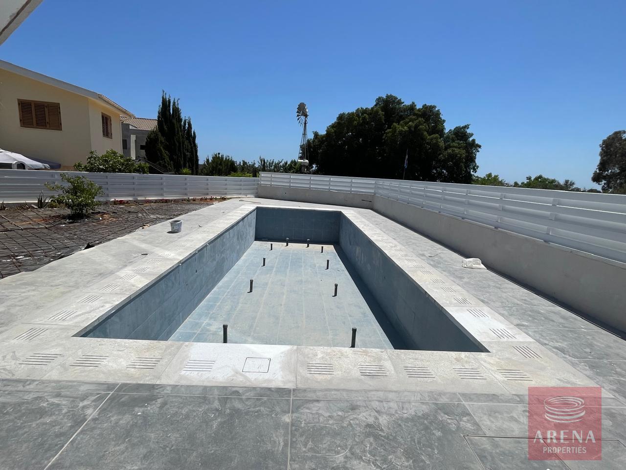 1-APT-SOTIRA-6527-4-2