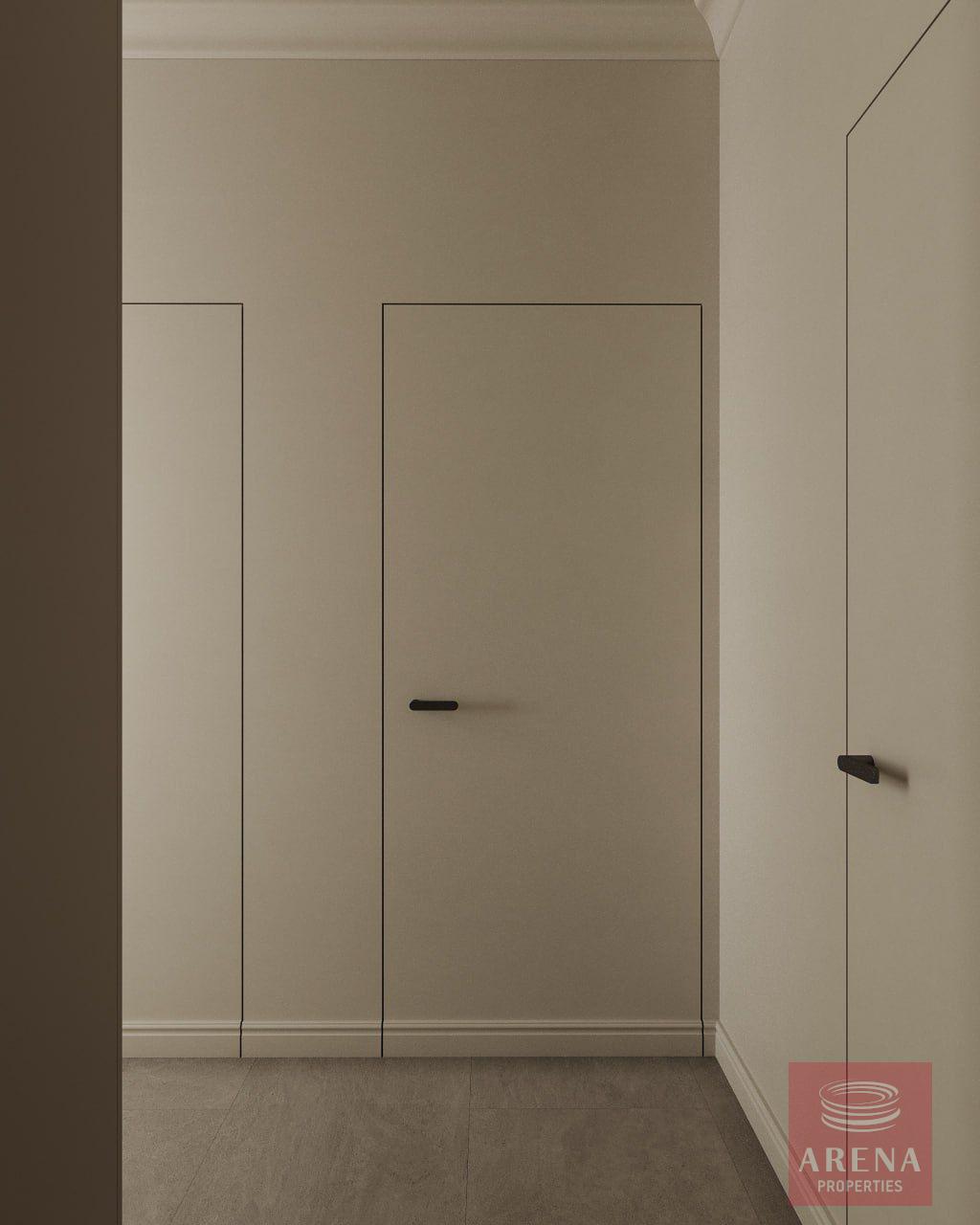 1-APTS-IN-PERVOLIA-9863-7-13