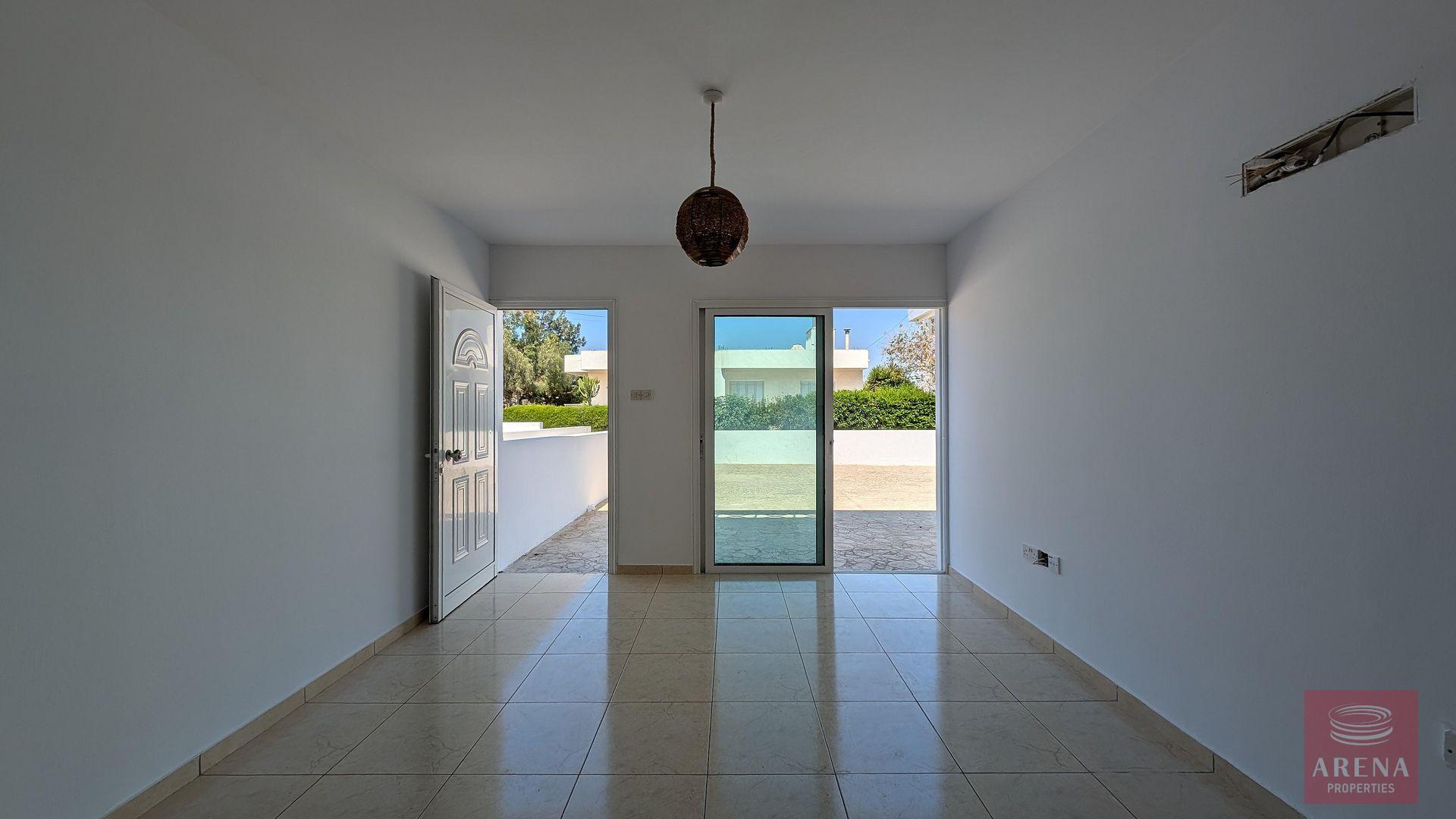 1-BED-APT-XYLOFAGOU-9689-10