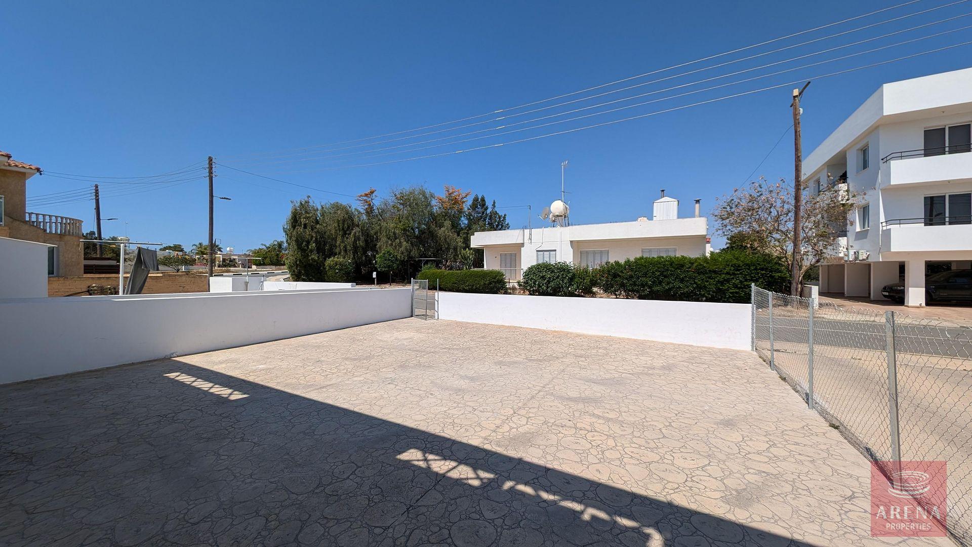 1-BED-APT-XYLOFAGOU-9689-9