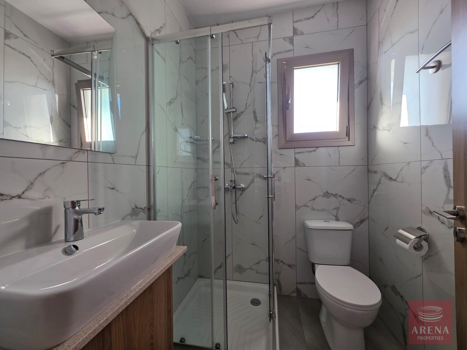 1-BED-APTLARNACA-10323-6-3