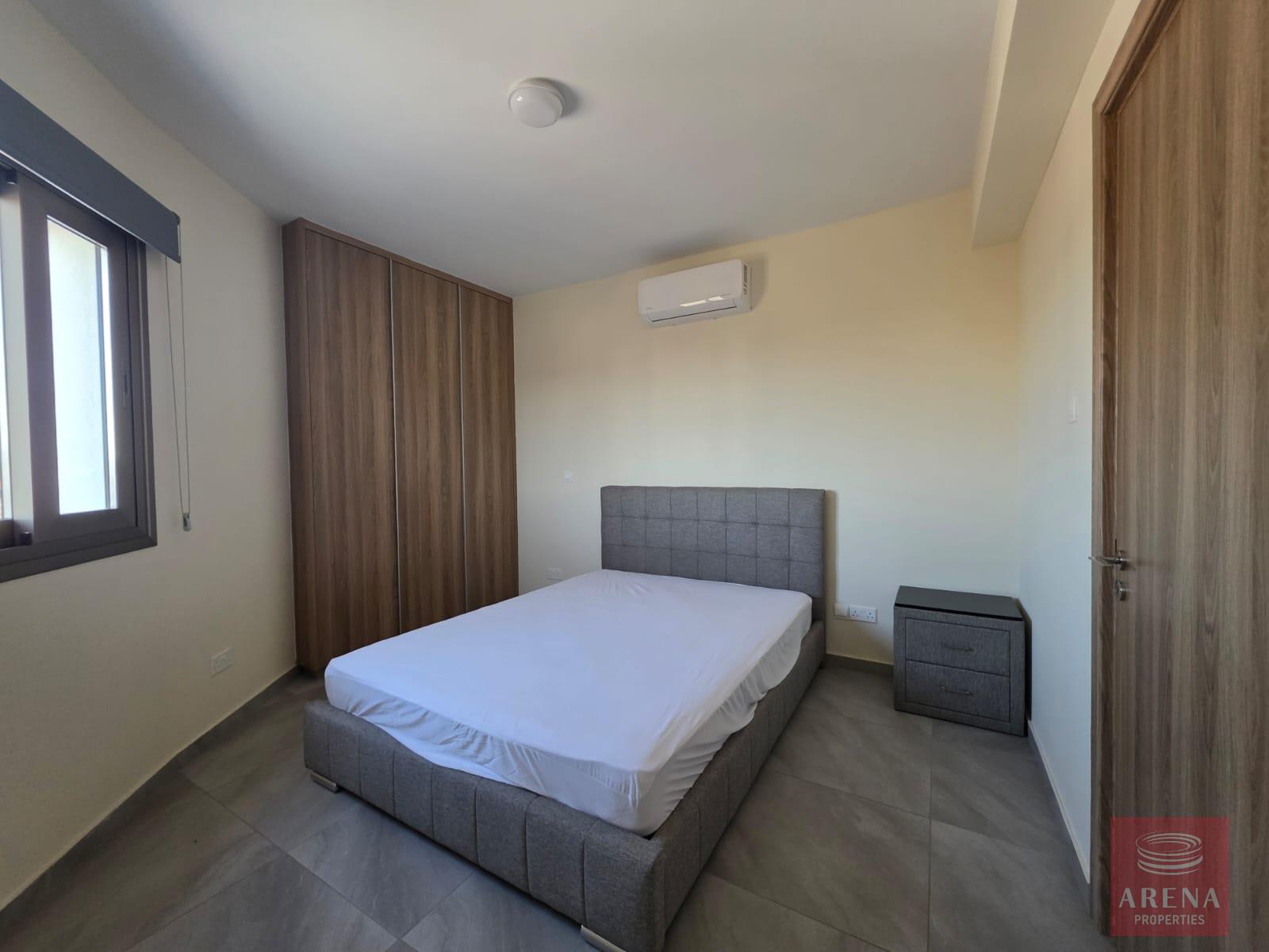 1-BED-APTLARNACA-10323-7-3