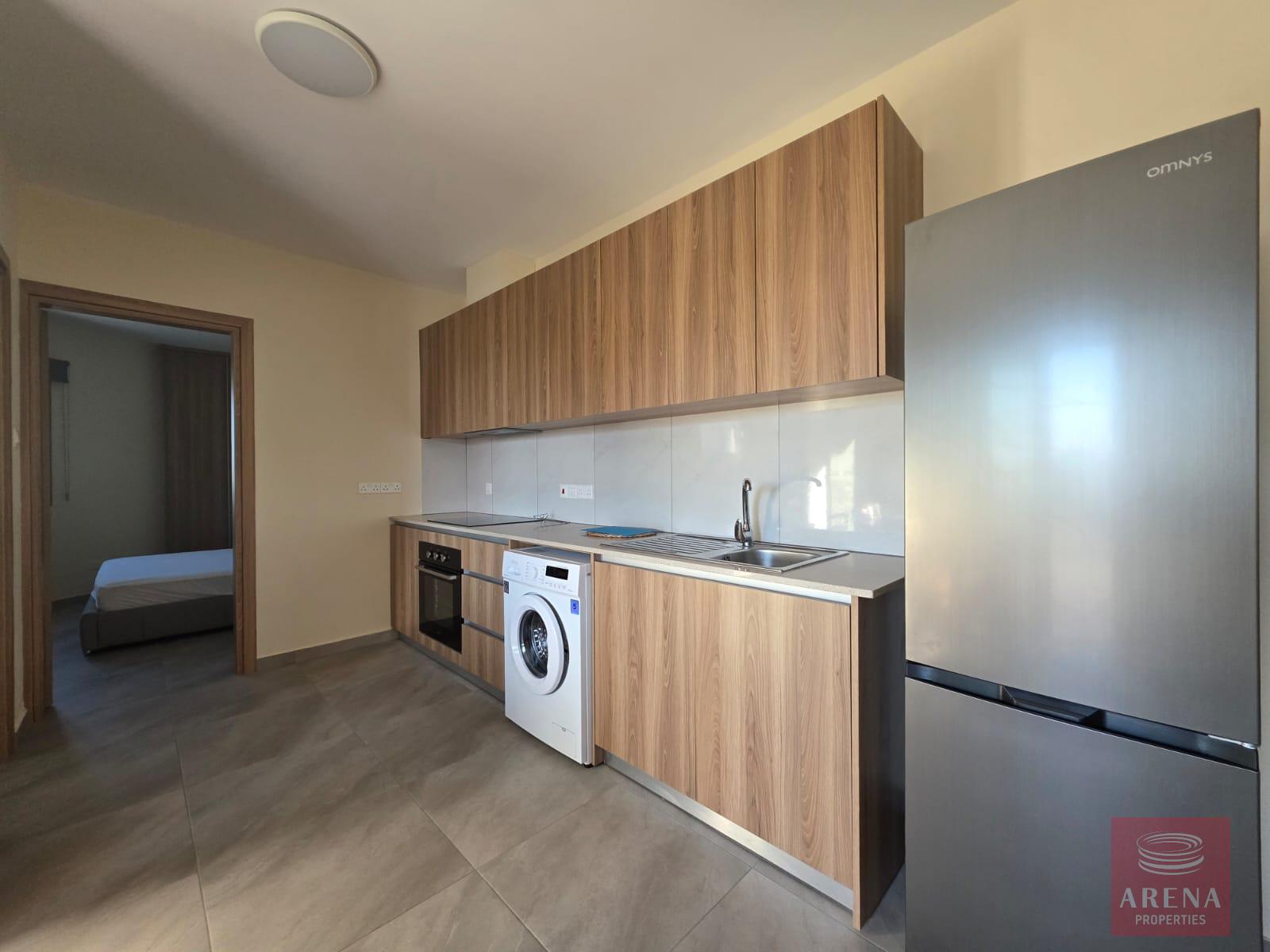 1-BED-APTLARNACA-10323-8-3