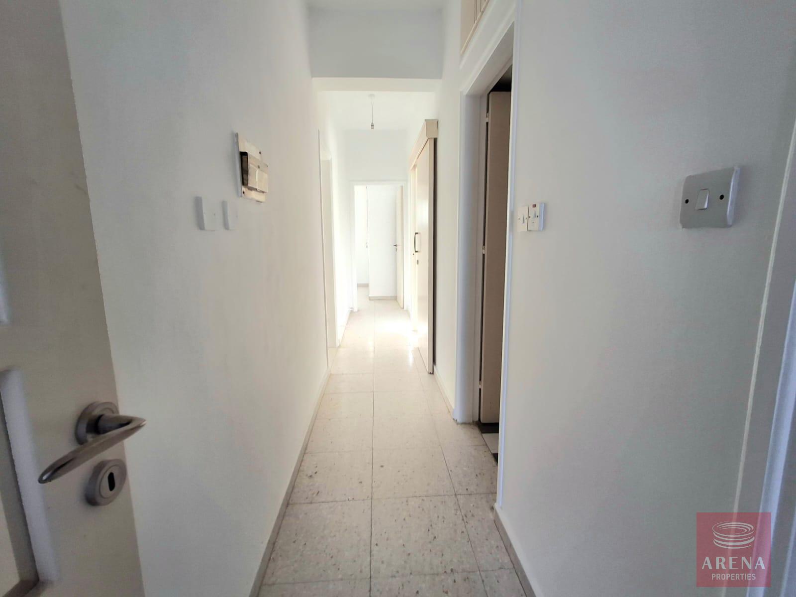 1-BUILDING-OROKLINI-10254-28-3