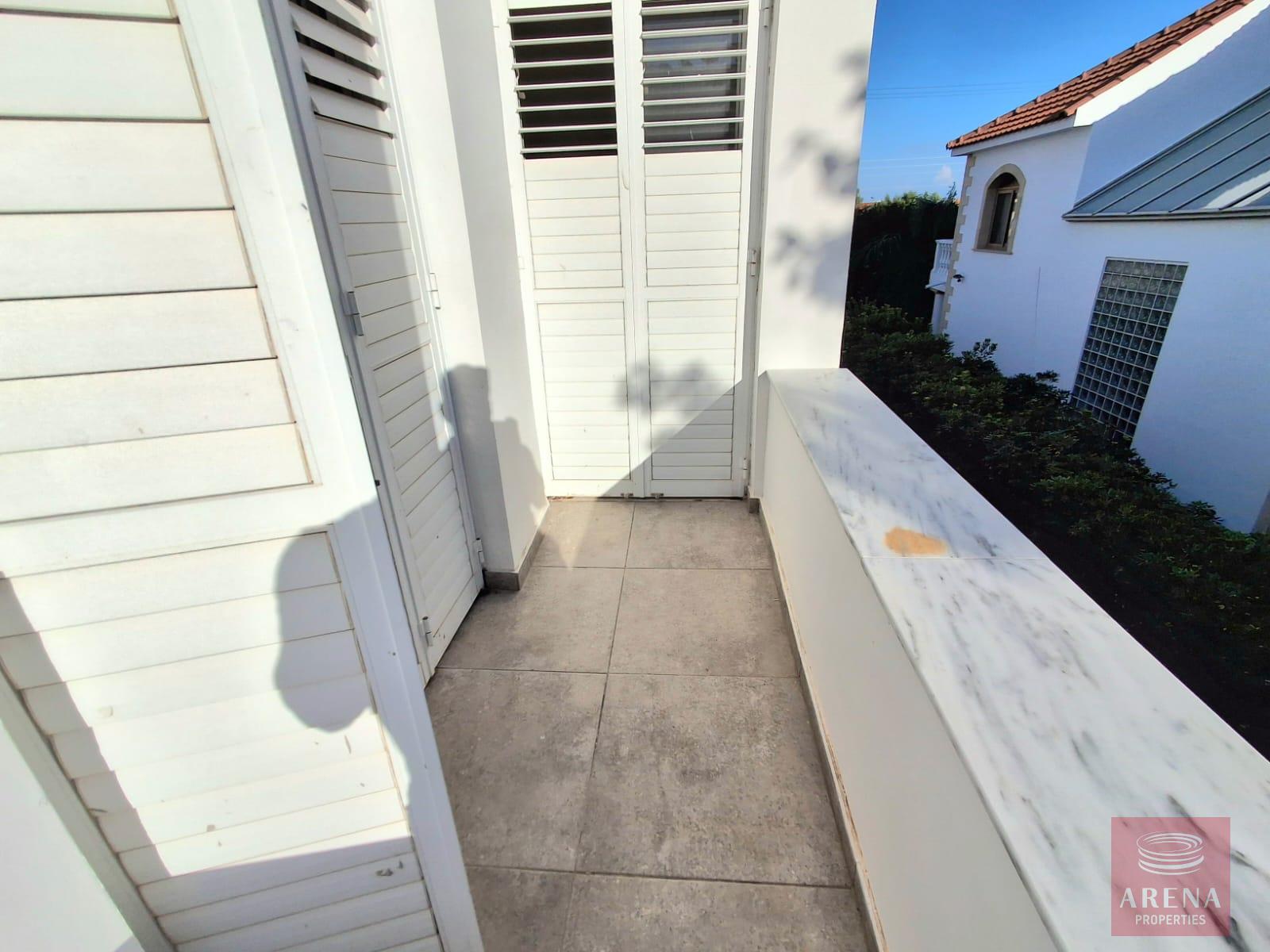 1-BUILDING-OROKLINI-10254-36-3