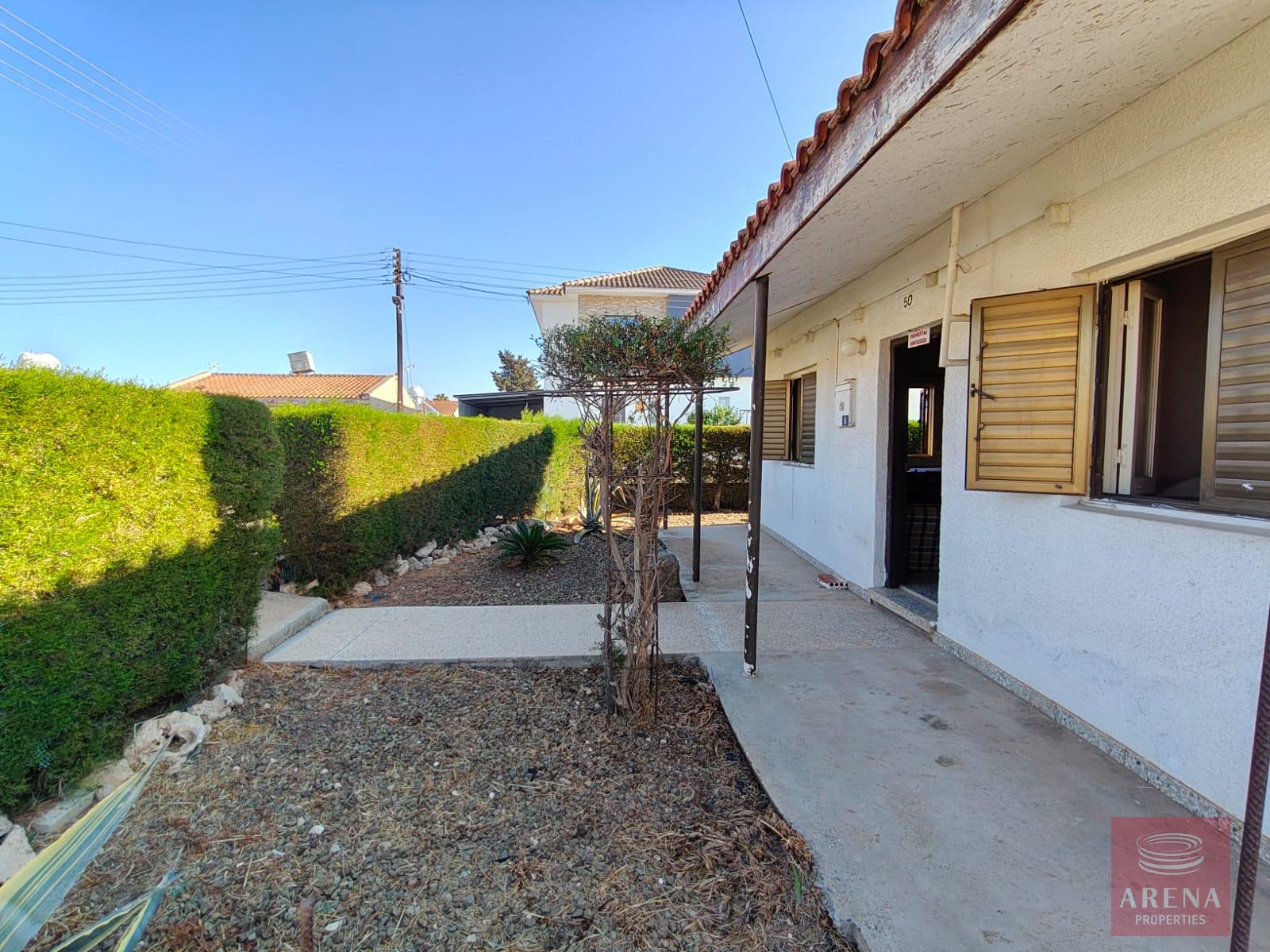 1-BUNGALOW-AVGOROU-10399-2-3