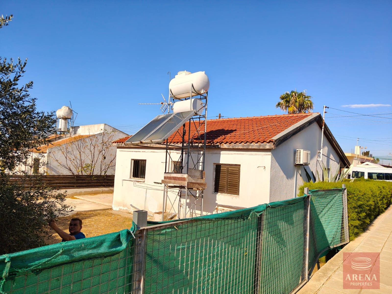 1-BUNGALOW-AVGOROU-10399-20-3