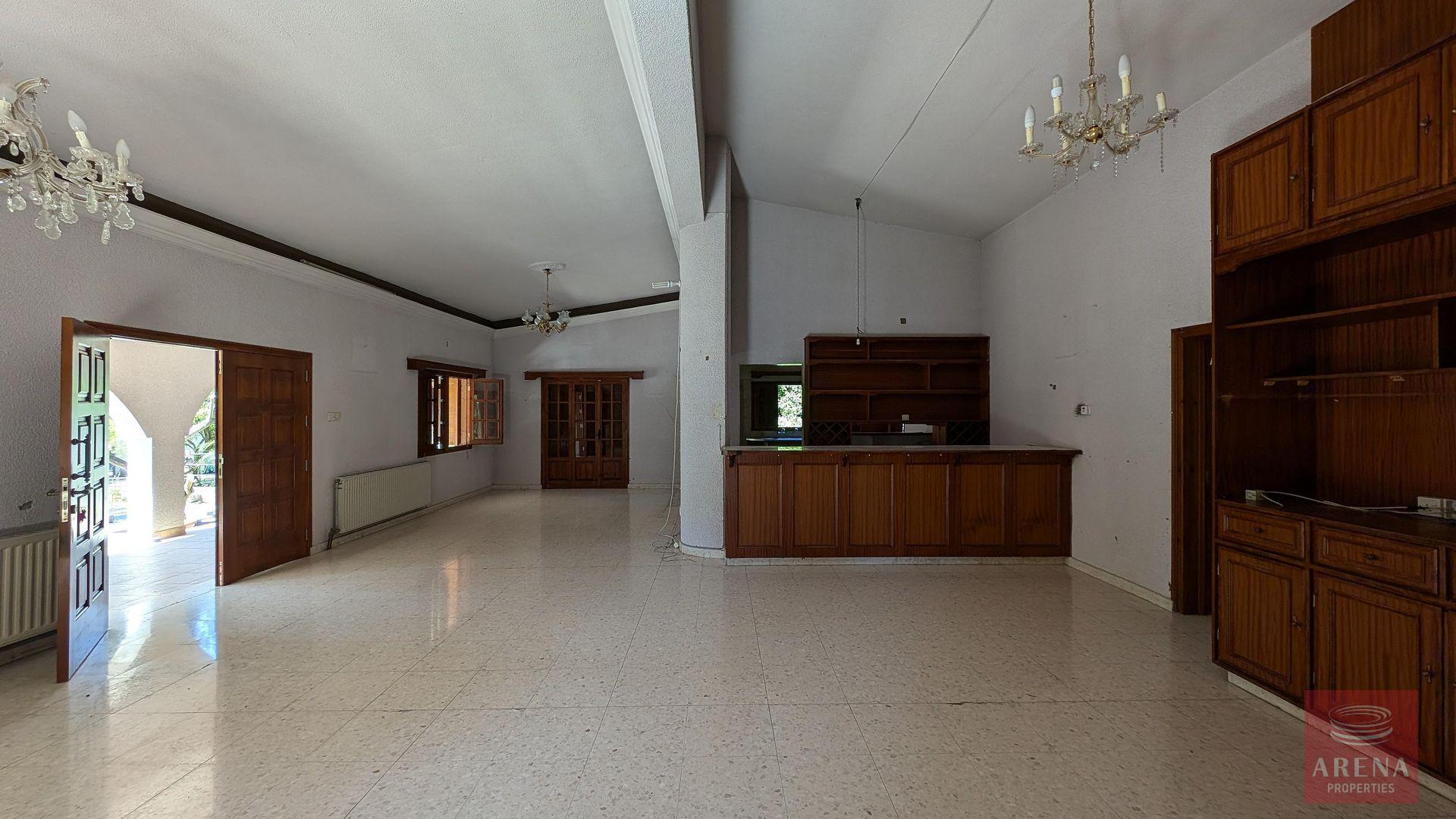 1-BUNGALOW-IN-PSEVDAS-9640-12