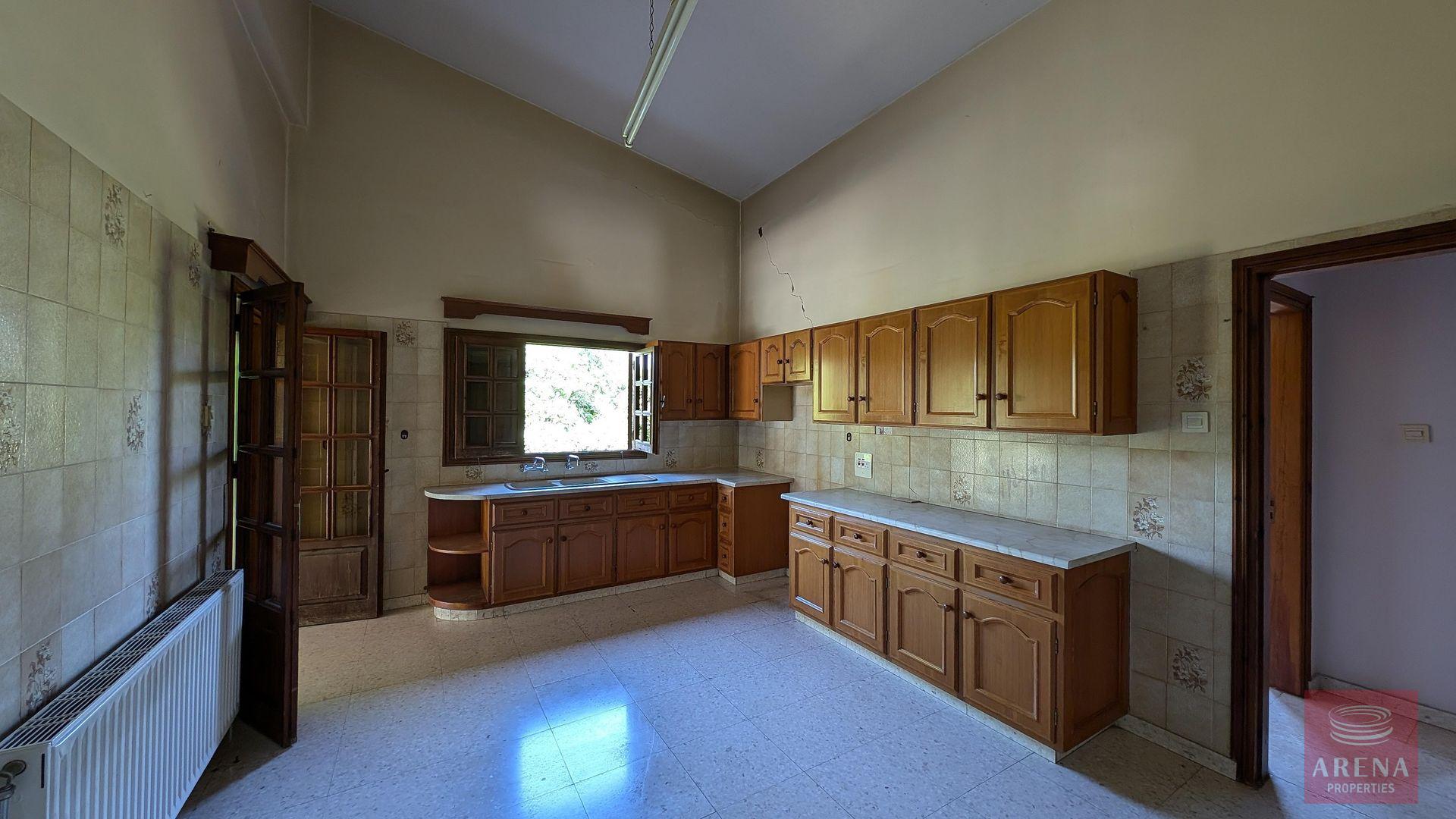 1-BUNGALOW-IN-PSEVDAS-9640-3