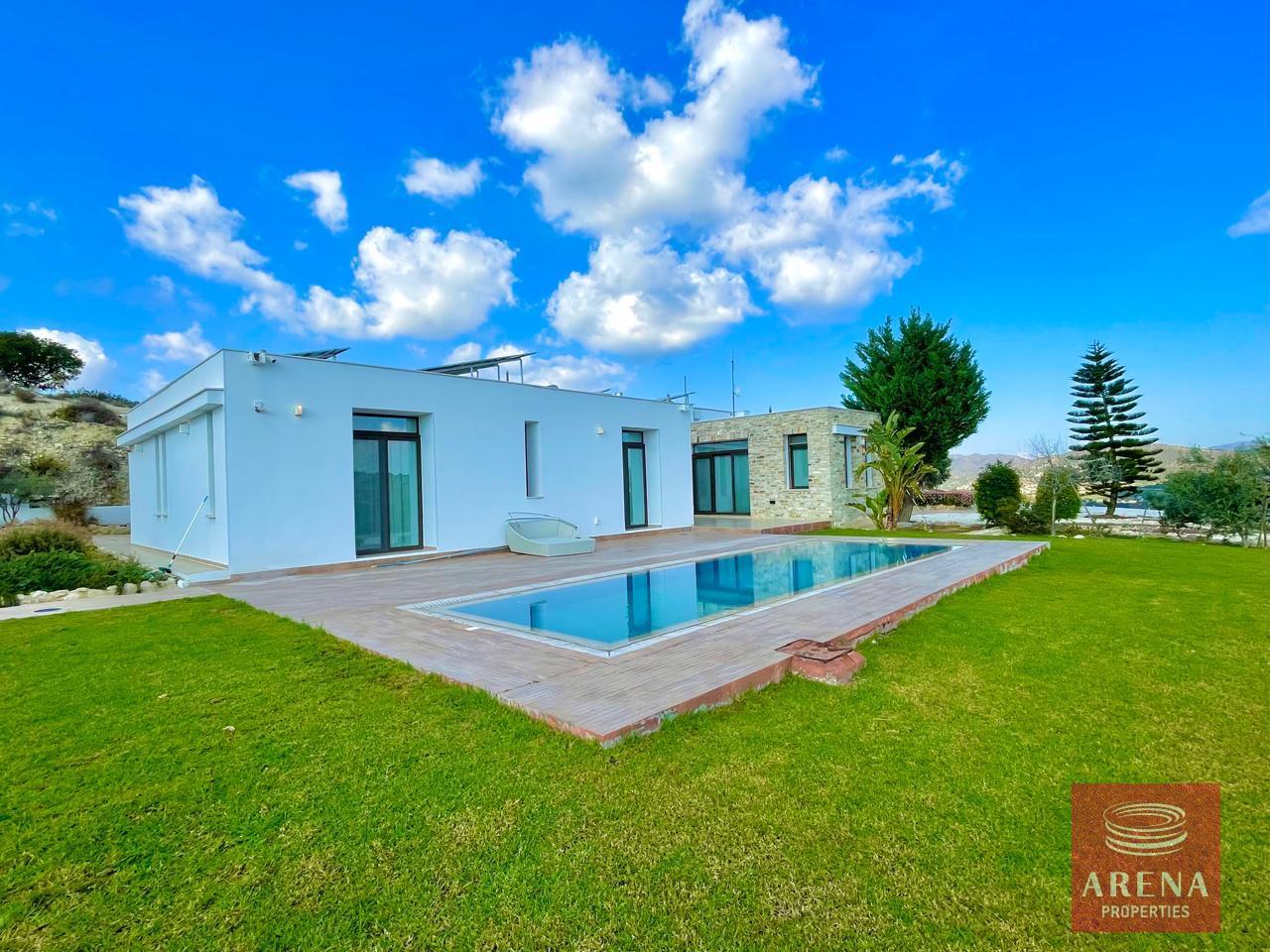 1-BUNGALOW-IN-SKARINOU-8892-1