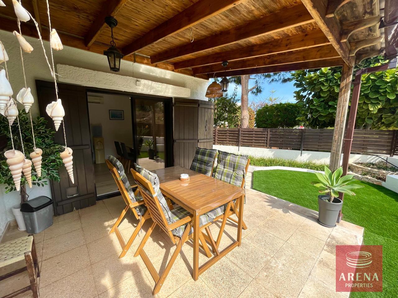 1-GF-APT-PROTARAS-9244