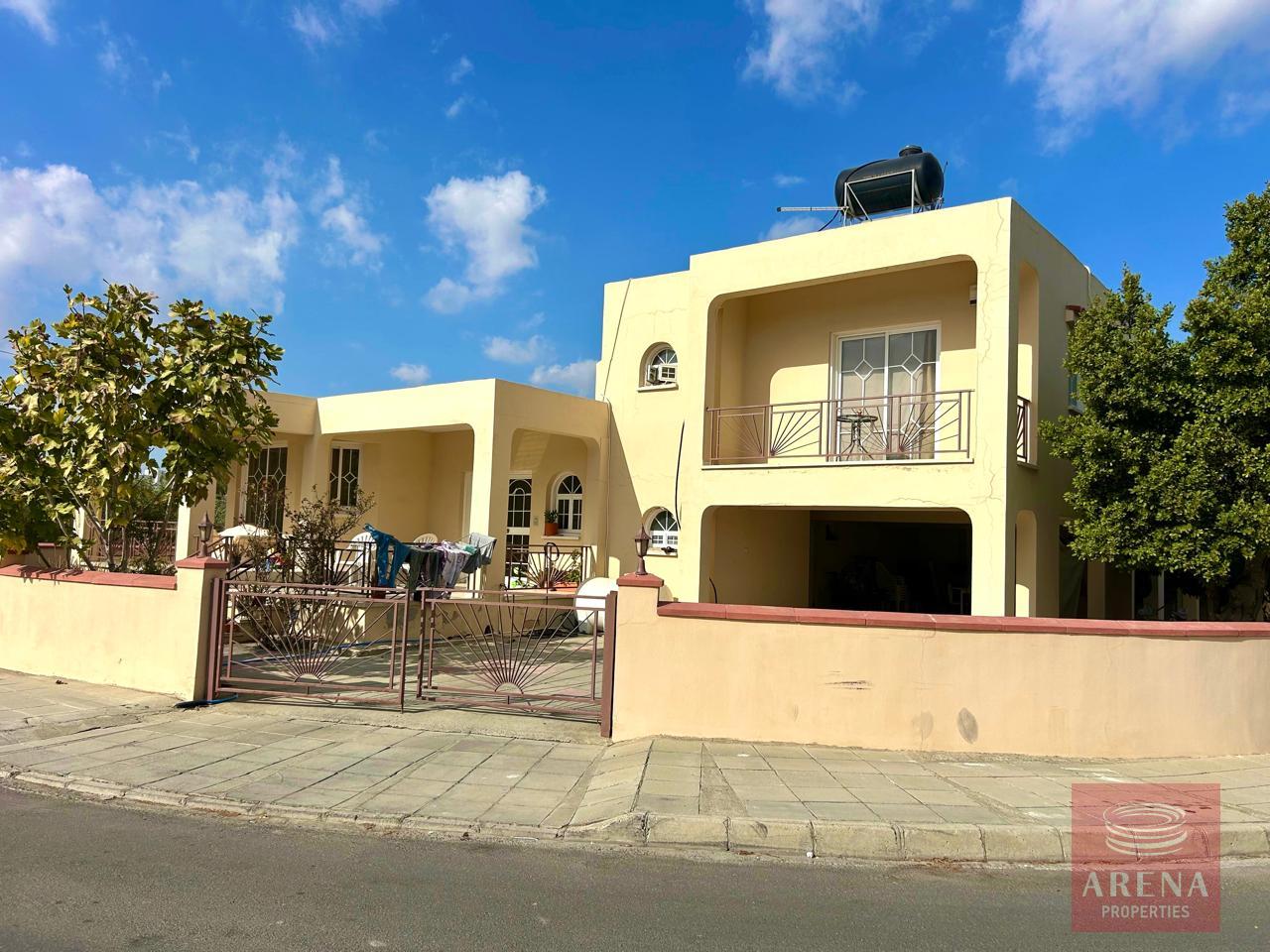 1-HOUSE-IN-ARADIPPOU-10310-12-3