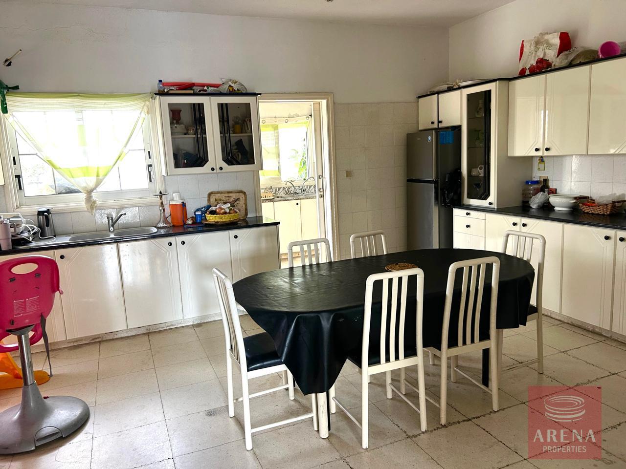 1-HOUSE-IN-ARADIPPOU-10310-15-3