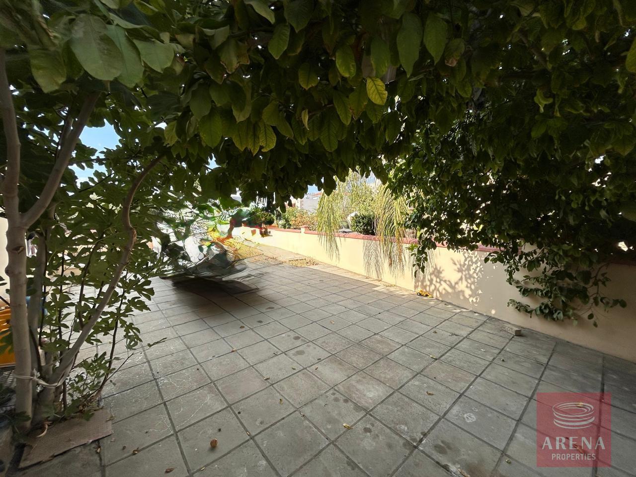 1-HOUSE-IN-ARADIPPOU-10310-6-3