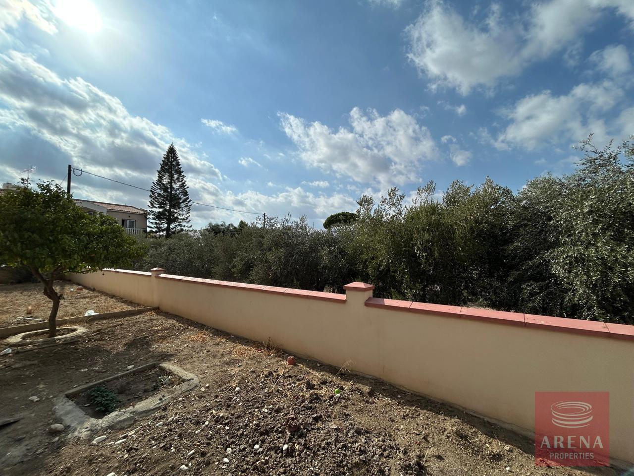 1-HOUSE-IN-ARADIPPOU-10310-8-3