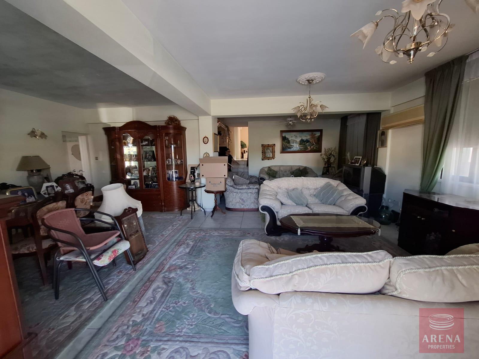 1-HOUSE-IN-VERGINA-9777-8-1