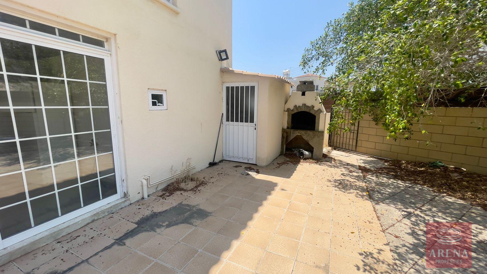 1-HOUSE-IN0OROKLINI9430-11