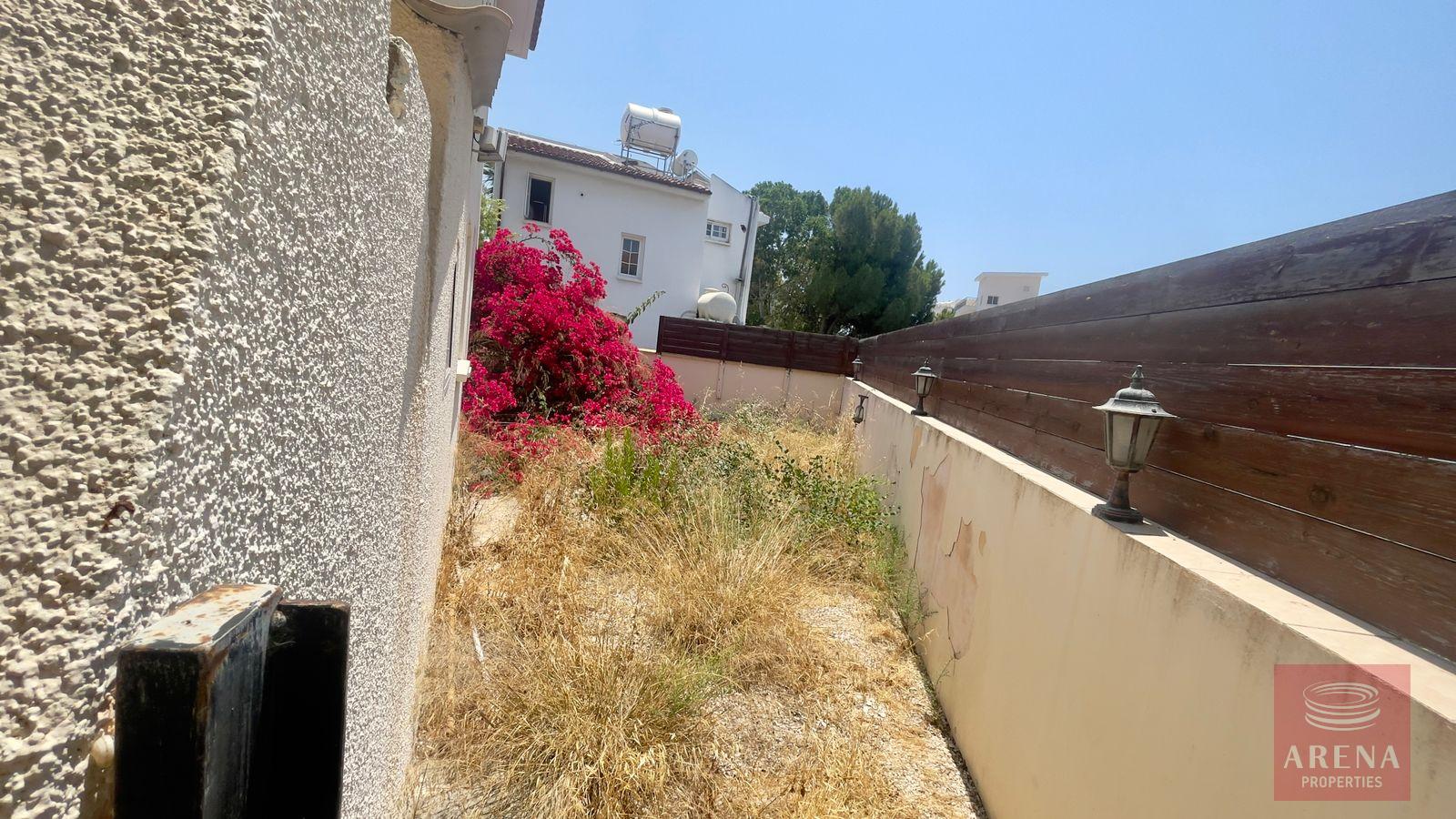 1-HOUSE-IN0OROKLINI9430-13