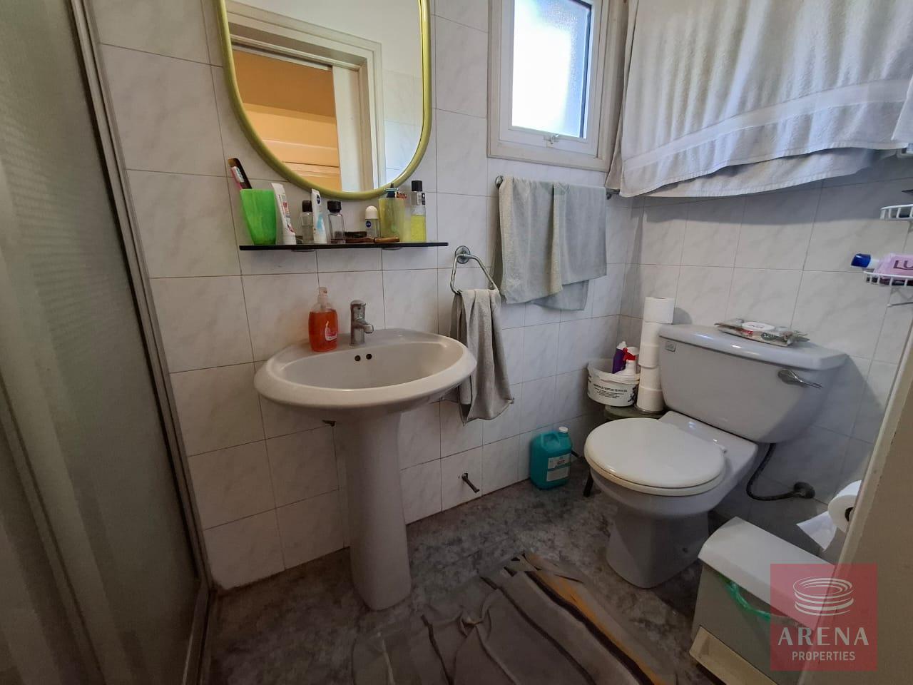 1-HOUSE-KITI-10298-23-3