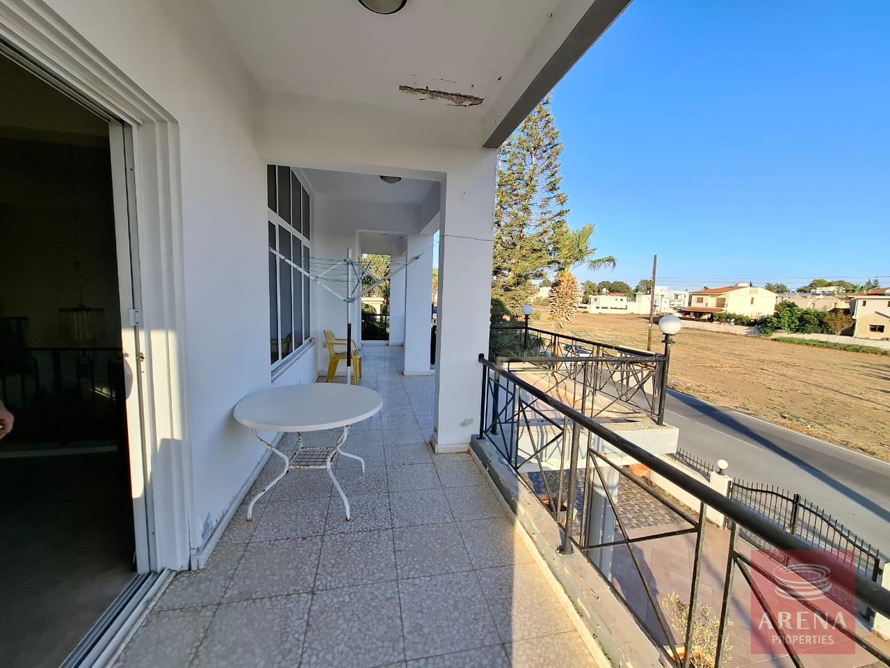 1-HOUSE-KITI-10298-26-3