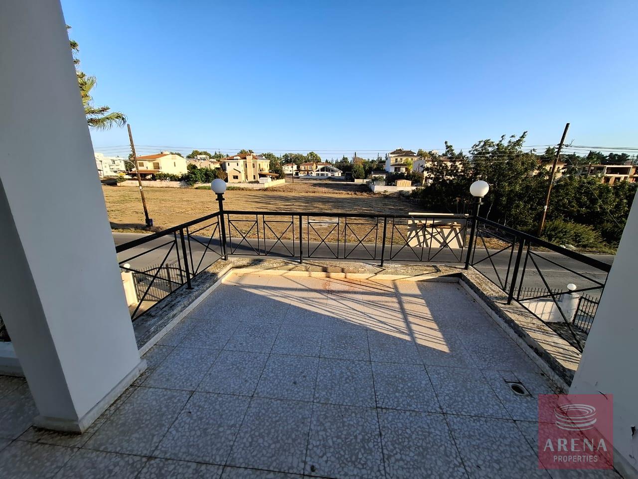 1-HOUSE-KITI-10298-27-3