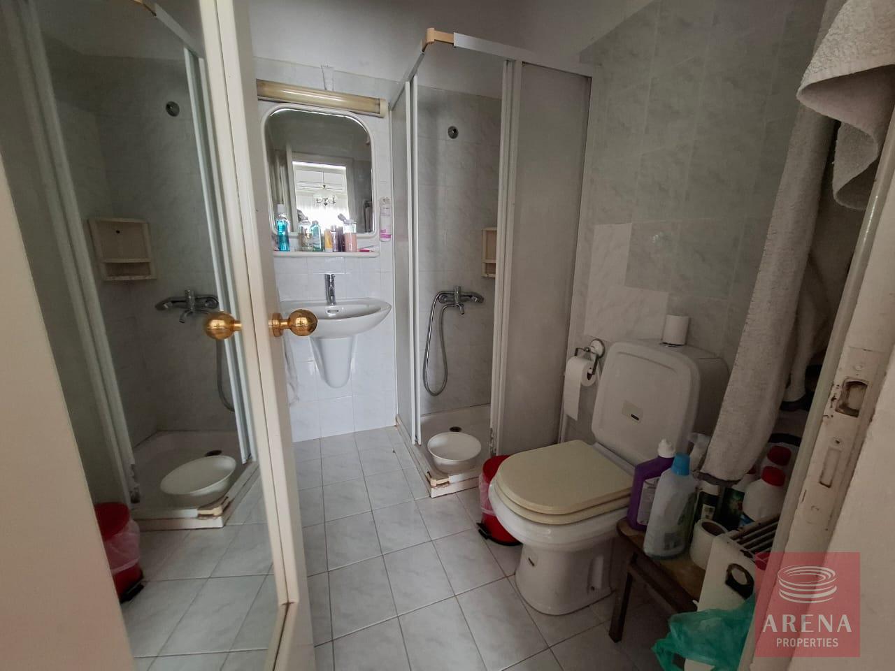 1-HOUSE-KITI-10298-28-3