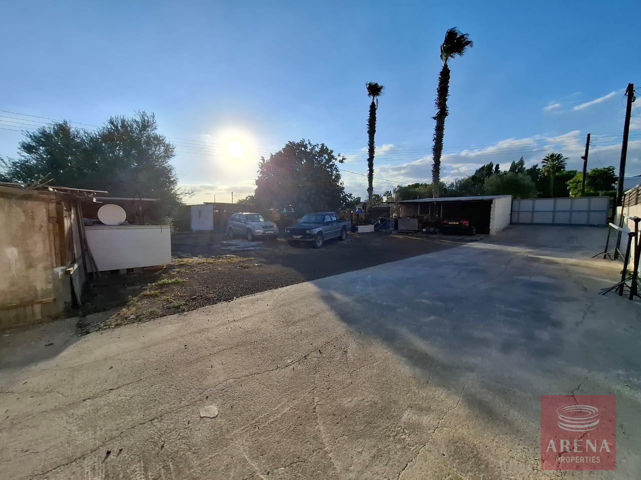 1-HOUSE-KITI-10298-5-3