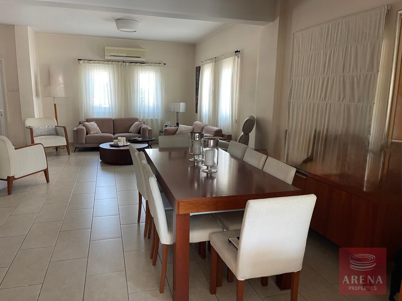 1-HOUSE-RENT-10051-1-3