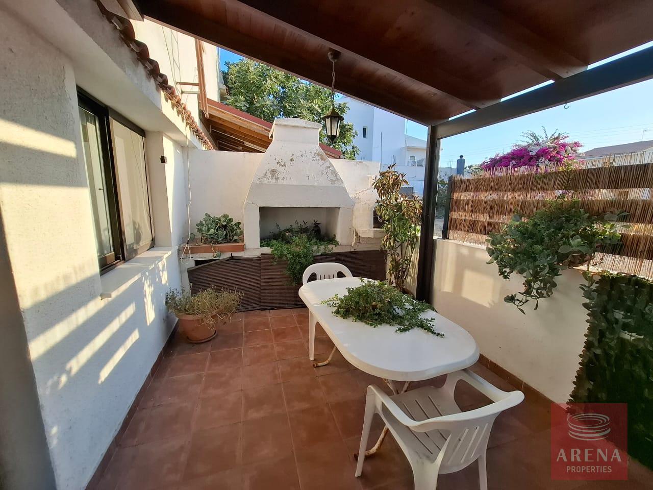 1-HOUSE-RENT-FANEROMENI-1009-10-2