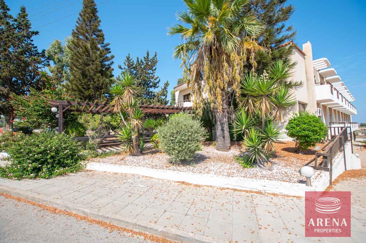 1-Hotel-for-sale-5502-3