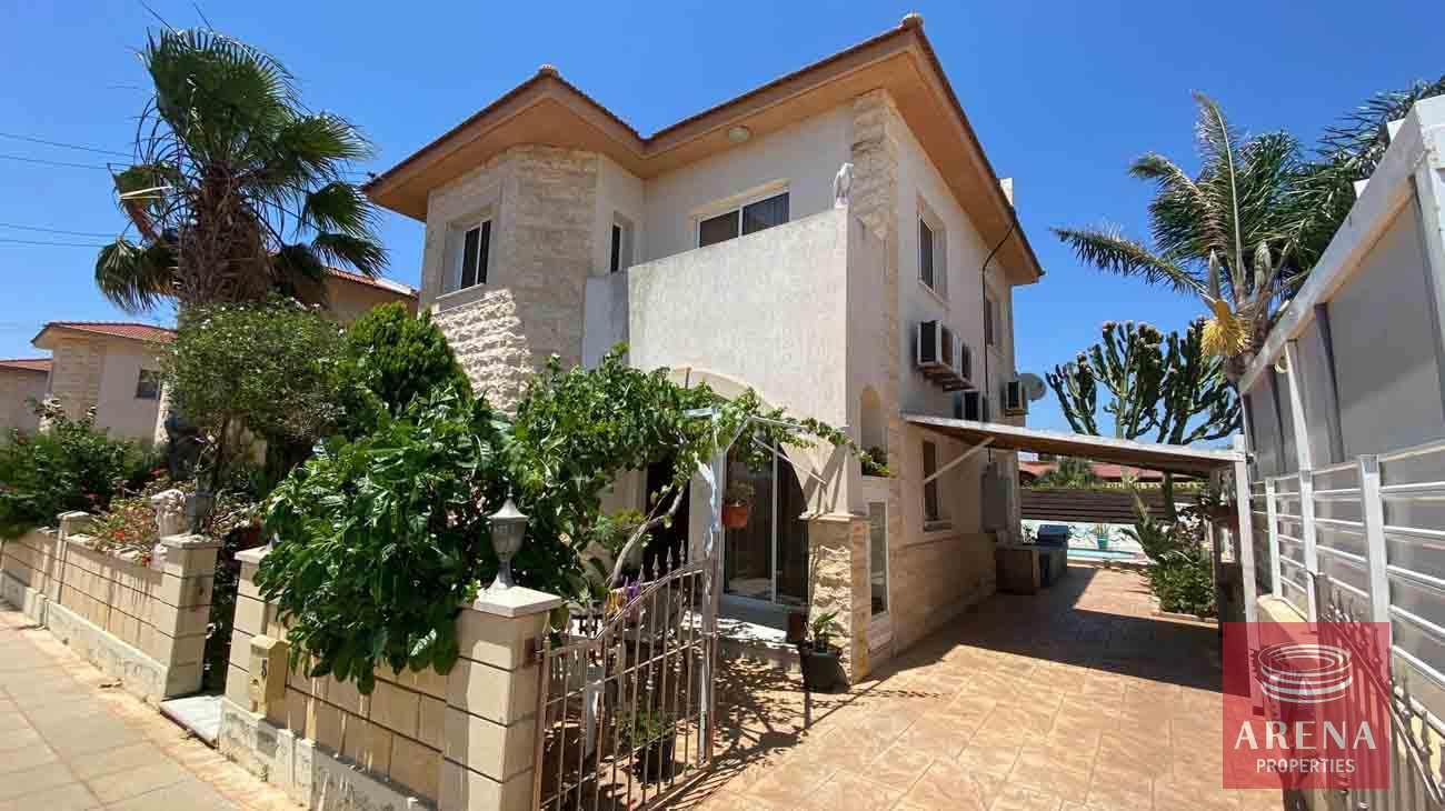 1-House-in-Liopetri-6225