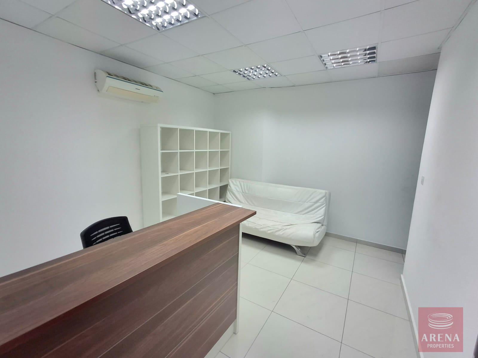 1-OFFICE-9356