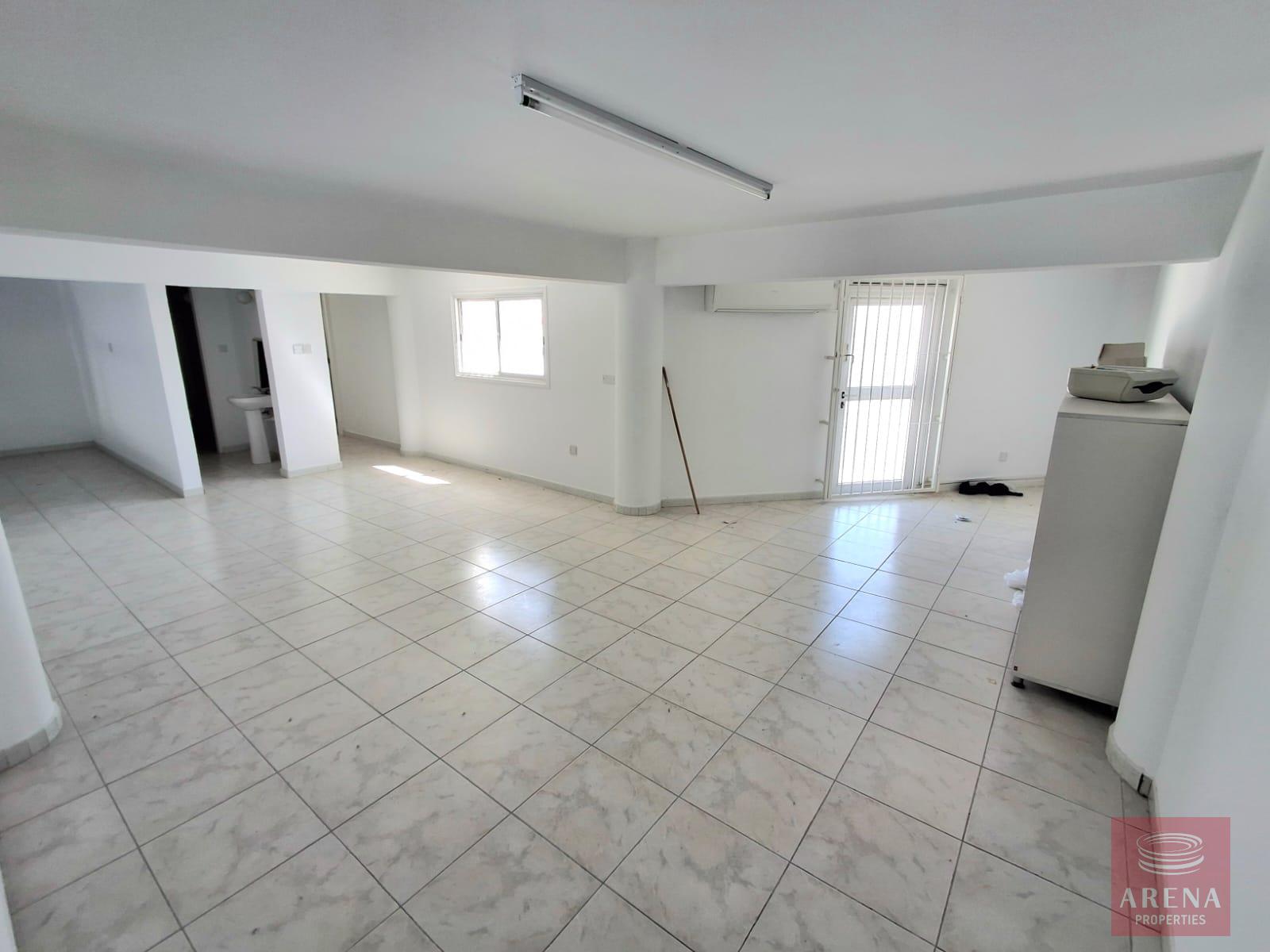 1-OFFICE-SPACE-FOR-RENT-9353-14