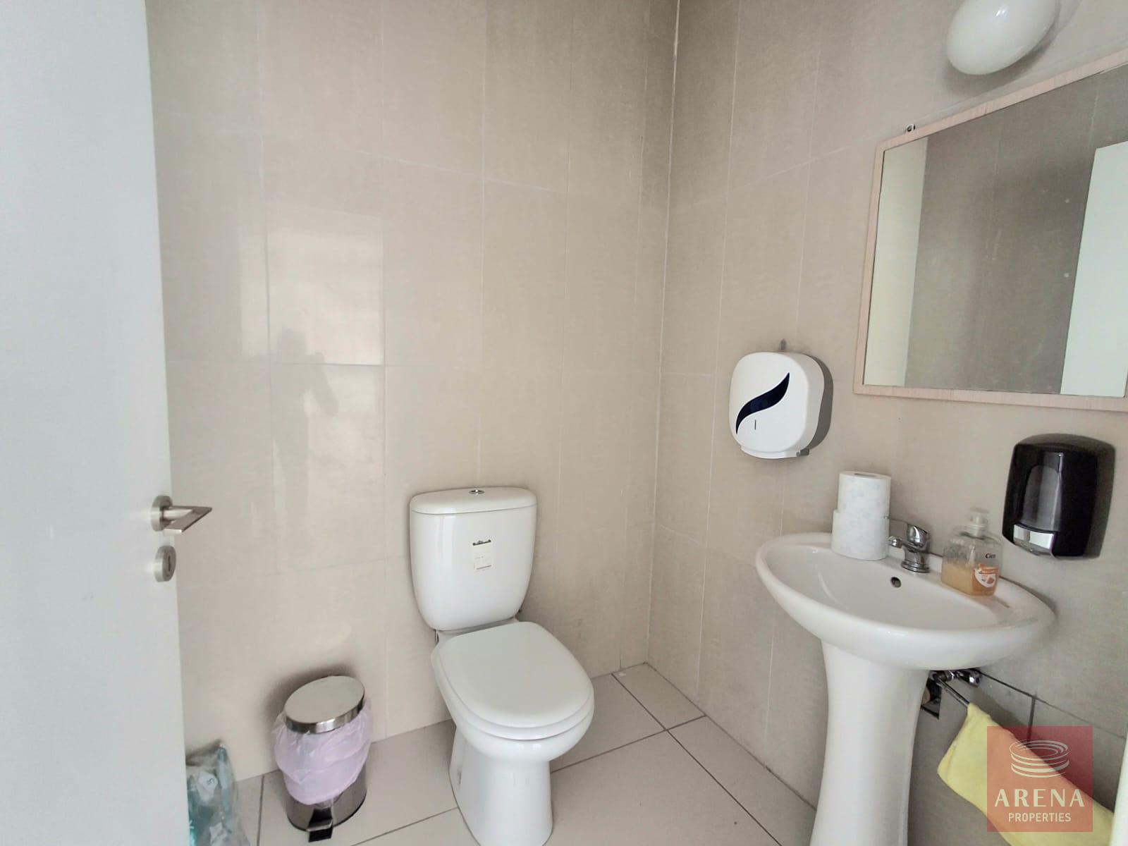 1-OFFICE-SPACE-FOR-RENT-9353-7