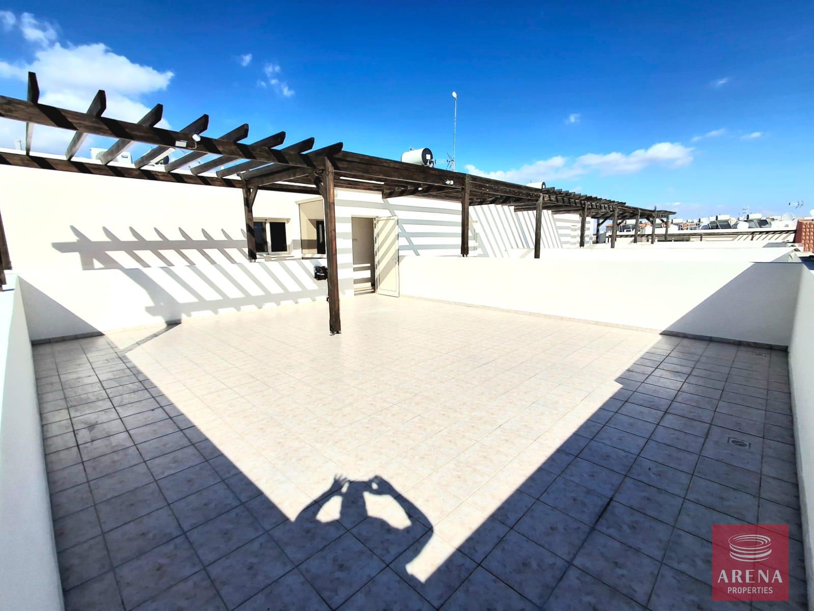 1-PENTHOUSE-IN-TERSEFANOU-8840