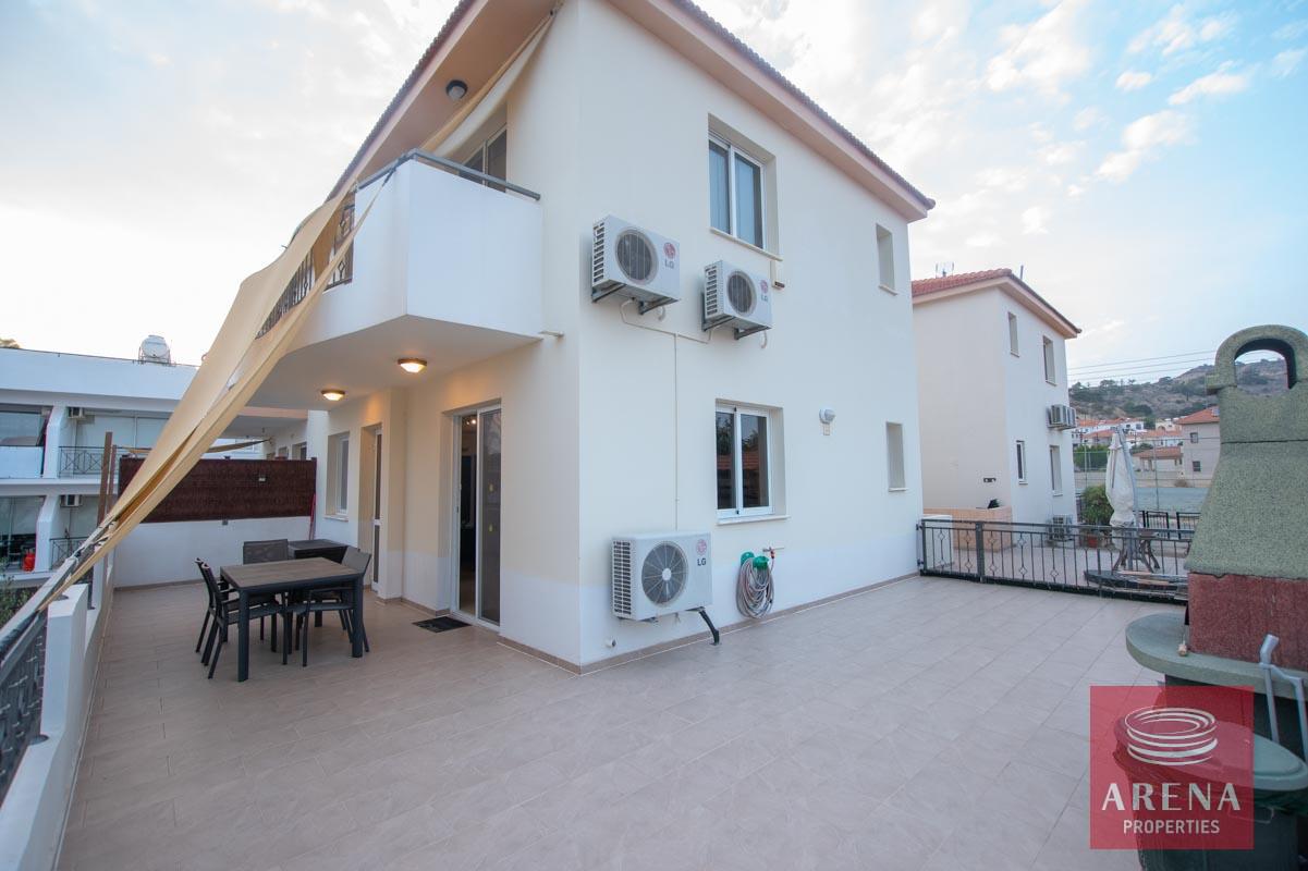 1-Townhouse-in-Oroklini-5773-1