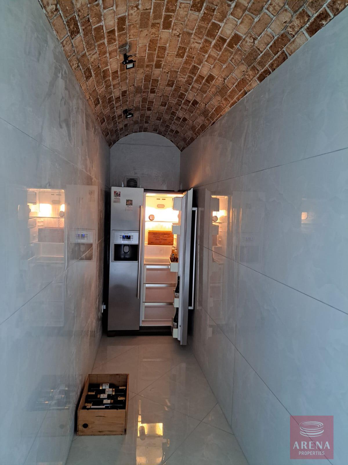 1-VILLA-AGIOS-TYCHONAS-9725-11