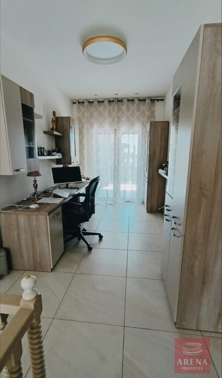 1-VILLA-ARADIPPOU-10172-4-5