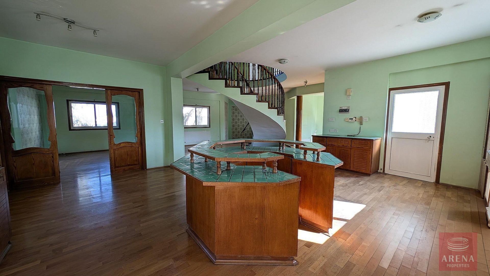 1-VILLA-ARADIPPOU-10341-4-3